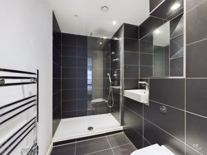 shower - click for photo gallery